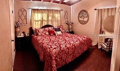5th image of 2235 E Helen Cir