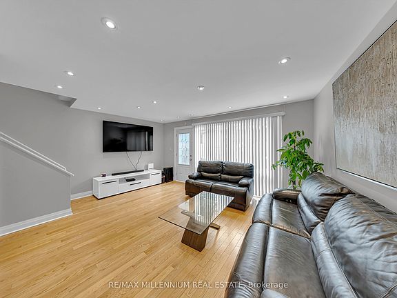 4th image of 10 Grandravine Dr #5
