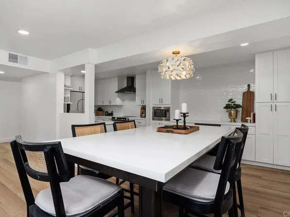 2607 Pirineos Way Unit 114, Carlsbad, CA 92009