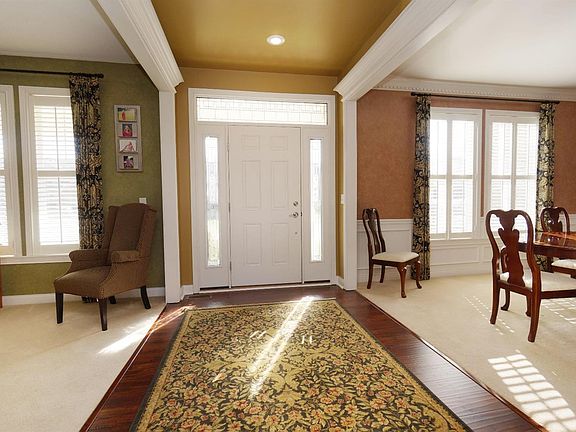 2nd image of 1255 Fox Hollow Dr