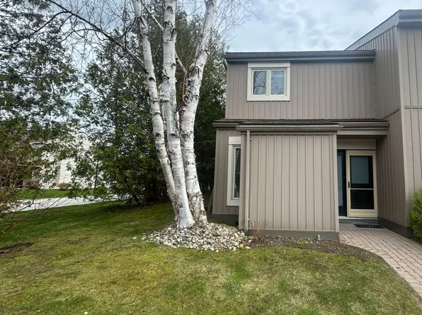 561 Oxbow Cres #1, Collingwood, ON L9Y 5B4