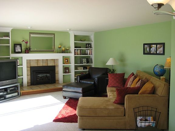 4th image of 10574 NE Misty Glen Way