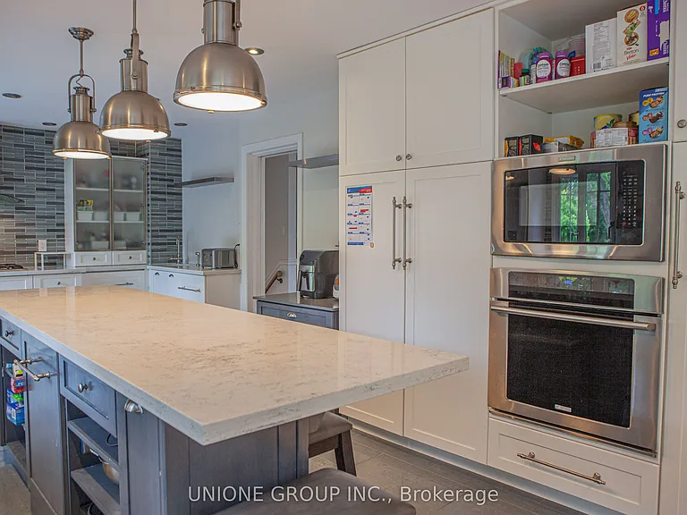1454 Oakhill Dr — Photo 11
