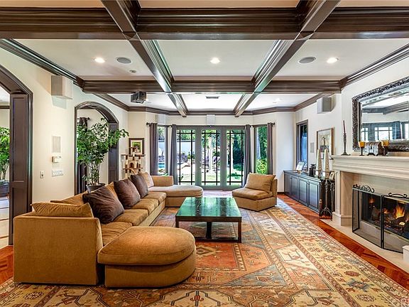 4th image of 5466 Collingwood Cir