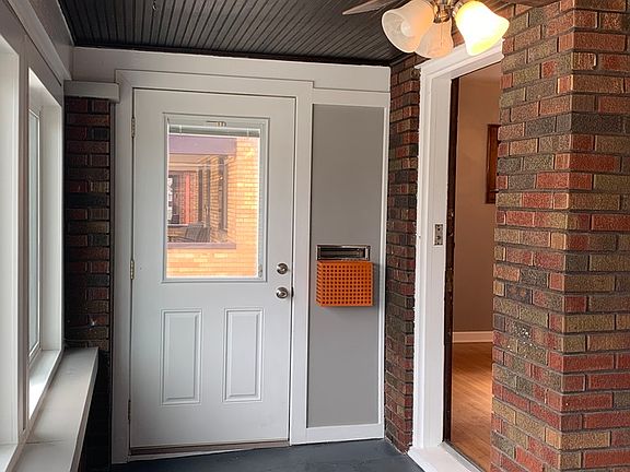 4th image of 6226 Indianola Ave