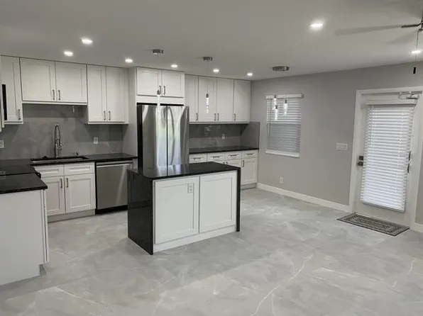 1064 Exeter Dr #D, Boca Raton, FL 33434