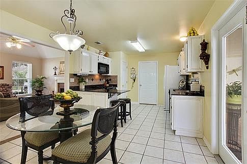 Breakfast Room