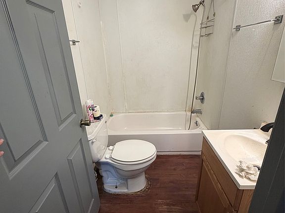 5th image of 129 Porter Dr