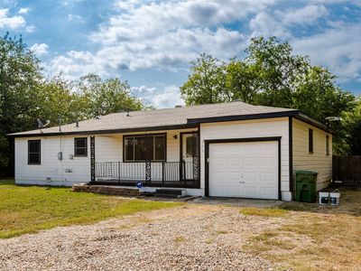 300 Sherman St, Tioga, TX, 76271