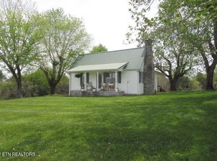 569 Callaway Rd, Rutledge, TN 37861