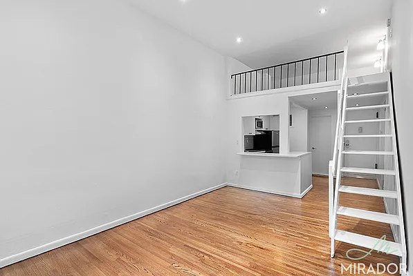 Rented by Mirador Real Estate | media 7