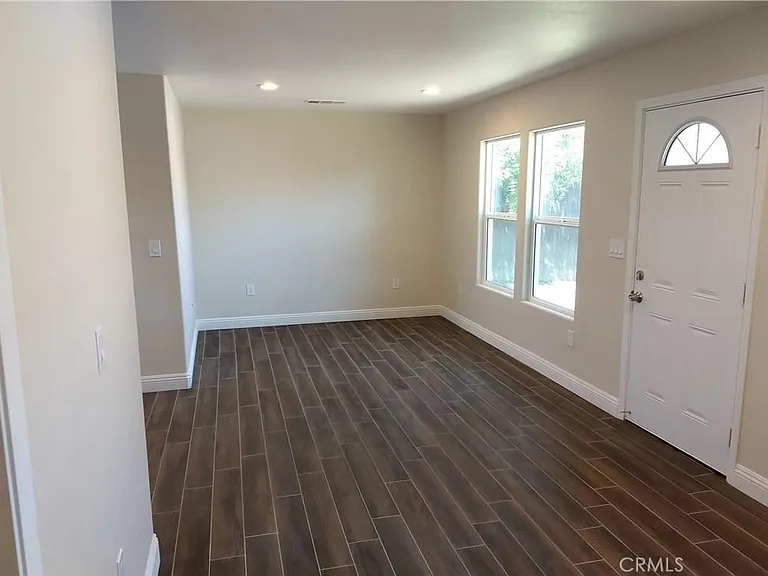 10148 Bel Air Ave — Photo 3