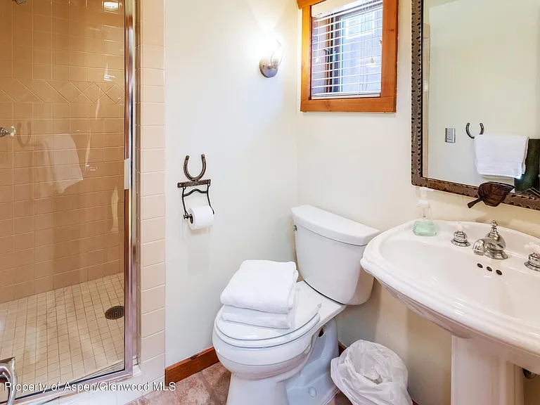 960 E Durant Ave #7 — Photo 15