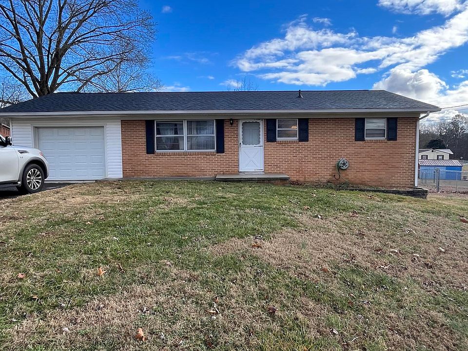 1st image of 3328 Deanna Ct