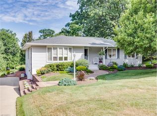607 Northeast Ave, Tallmadge, OH 44278