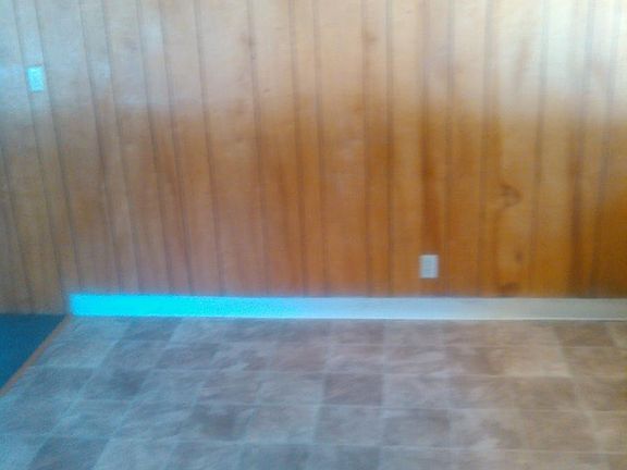 4th image of 617 Summit Blvd #5