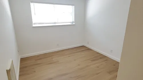 1067 Broadmoor Blvd #2 Photo 1