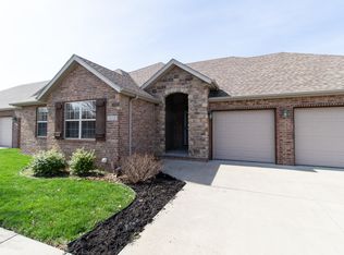 1115 N Gretchen St, Nixa, MO 65714