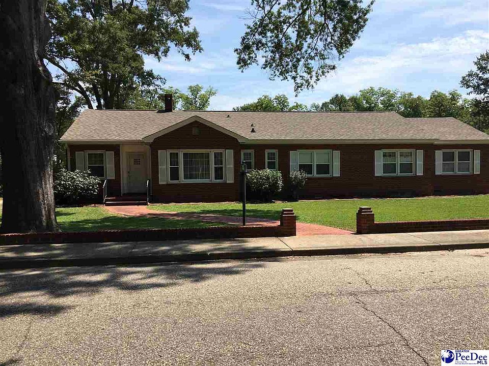 1st image of 105 Holly Dr