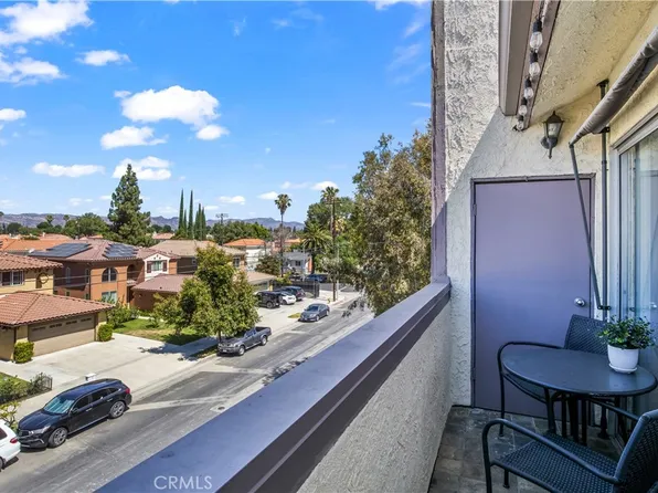 20253 Keswick St APT 323, Winnetka, CA 91306