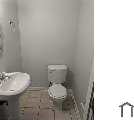 5th image of 6627 S Drexel Ave #3