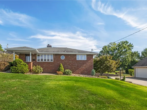 1116 Martin Dr, Canonsburg, PA 15317