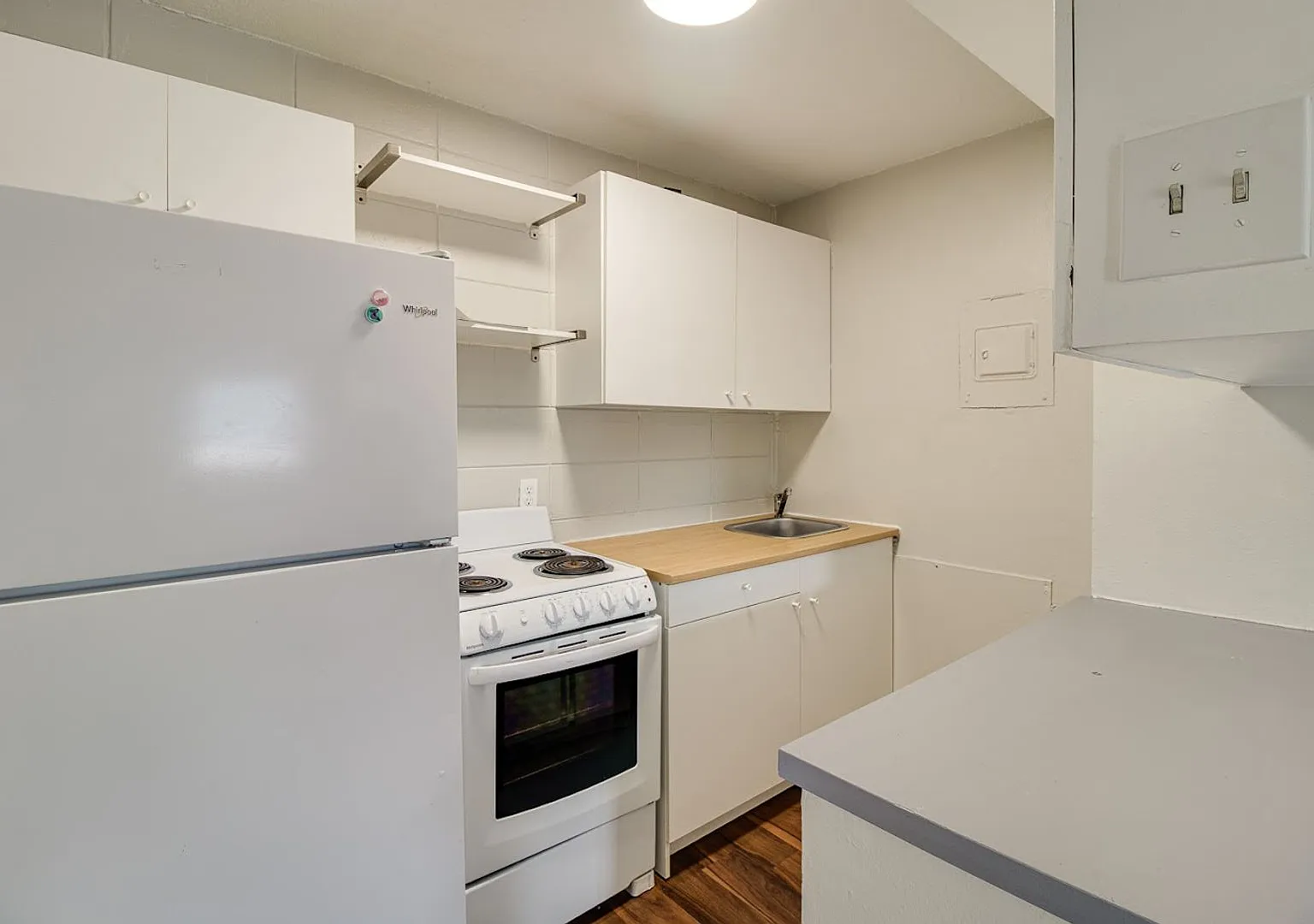 1343 West Point Dr - Unit 4 — Photo 4