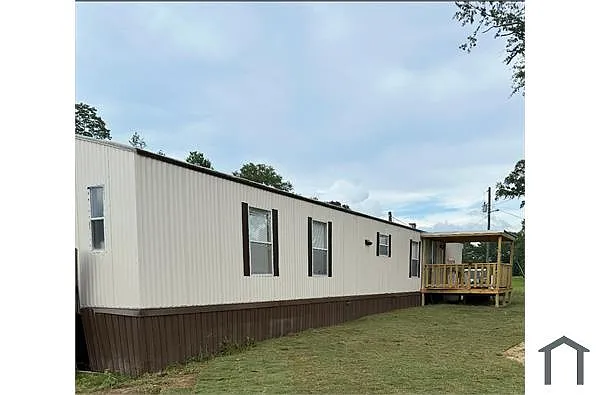 Building Photo - 92 Thomas Rd