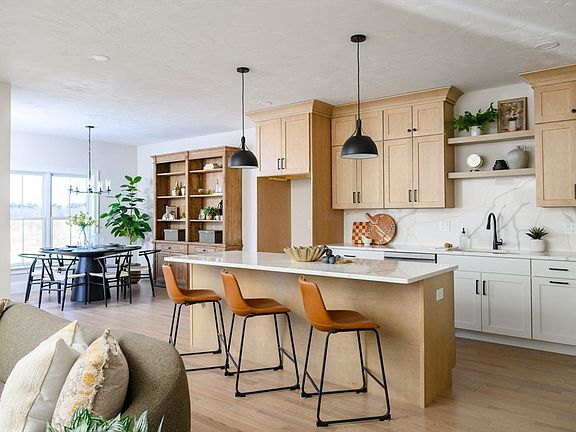 2nd image of 42 Metacomet Rd #42