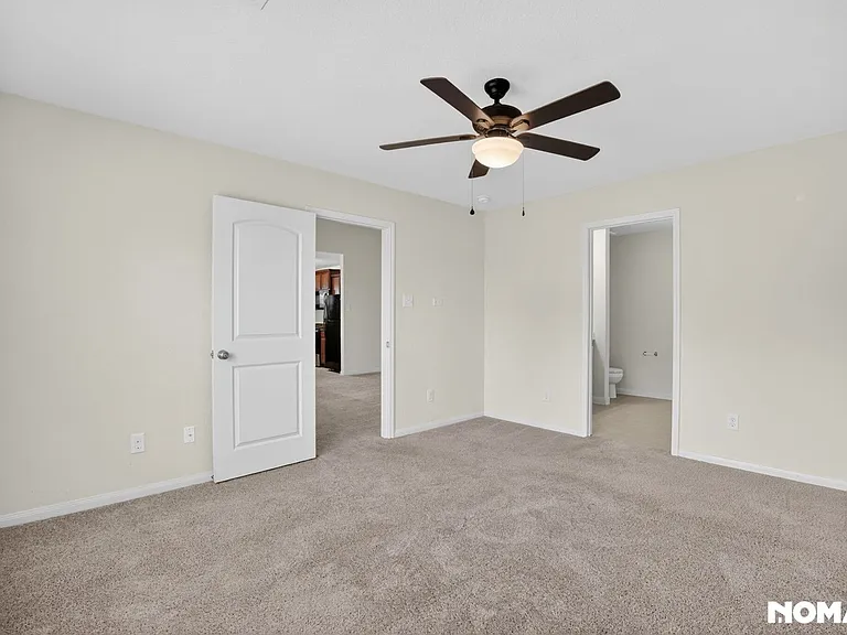 2331 Golden Brandy Ln — Photo 8