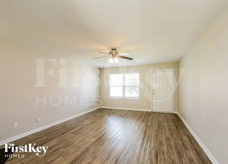 3936 Foliage Dr — Photo 4