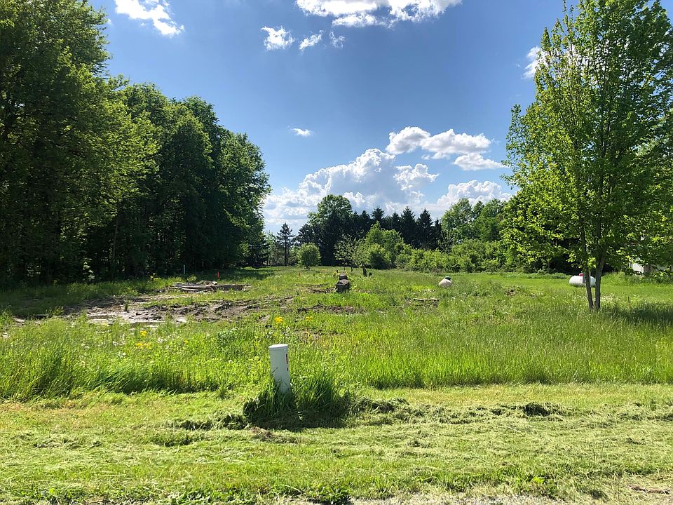 2nd image of 9465 Downing Rd