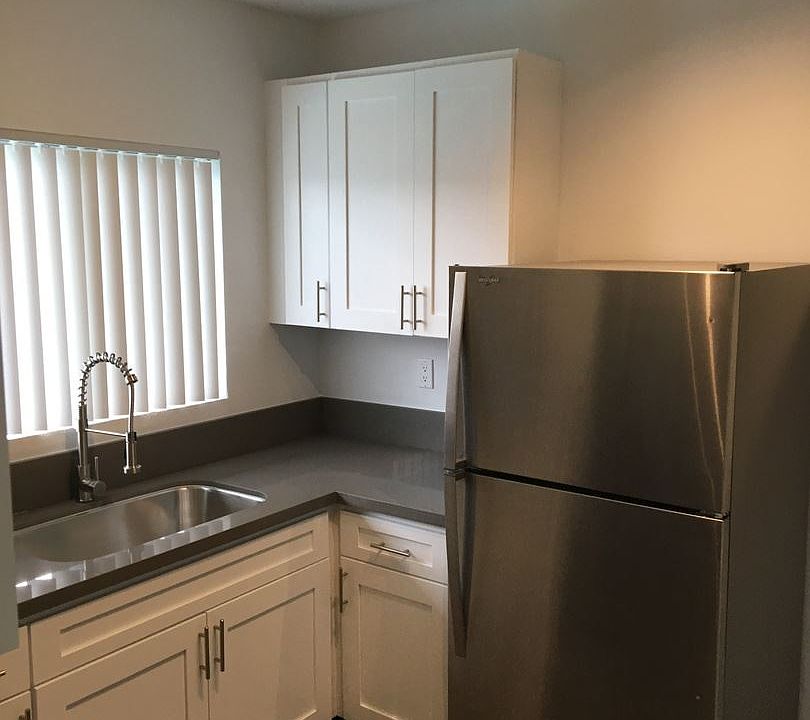 1st image of 1011 E Palmer Ave APT 28