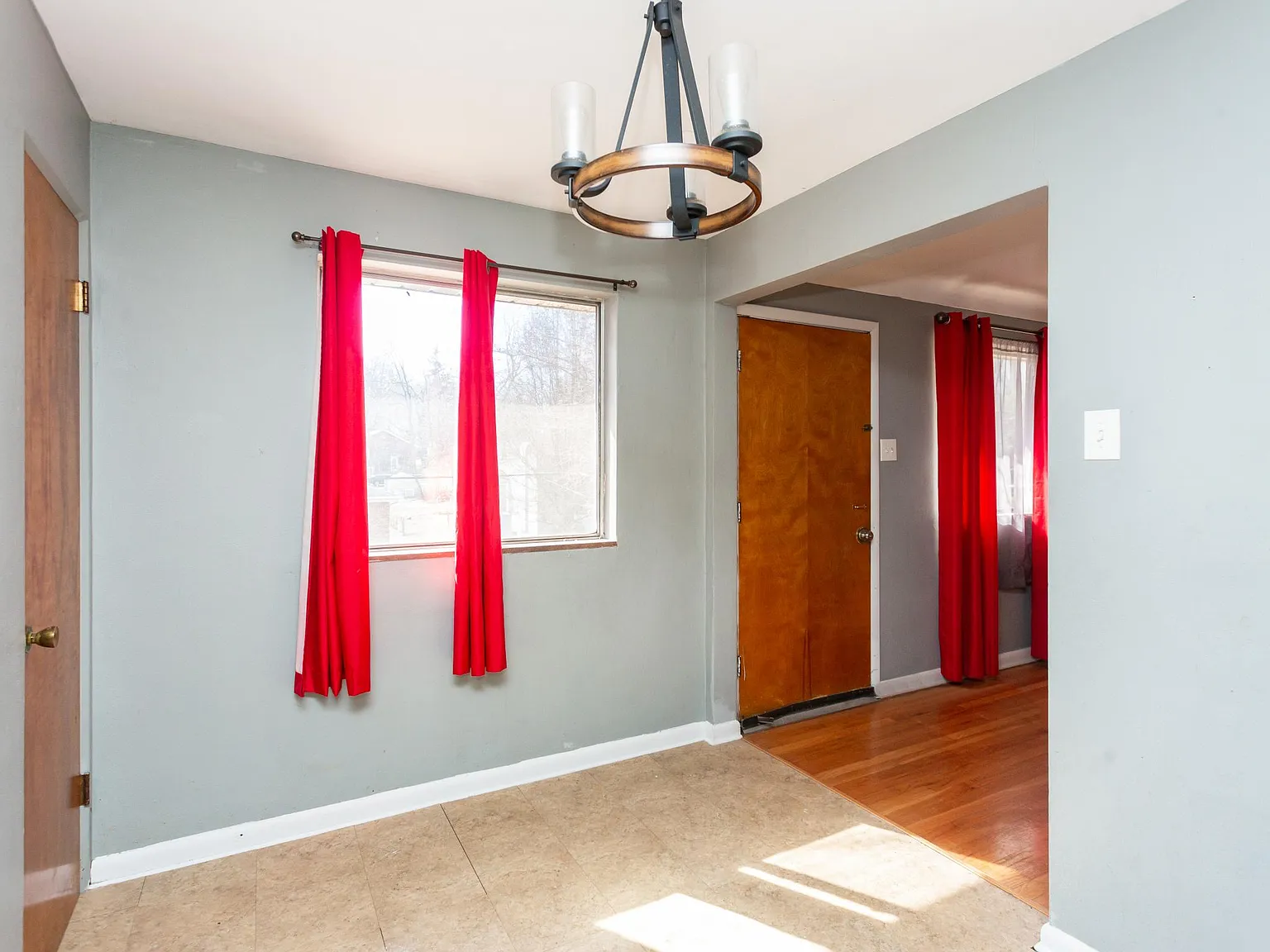 4 bed, 1560 sqft, $2,250 — Photo 3