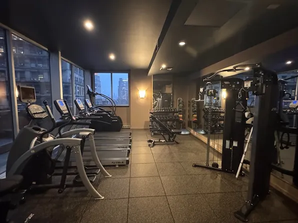 40 Gold Street image 13 of 15