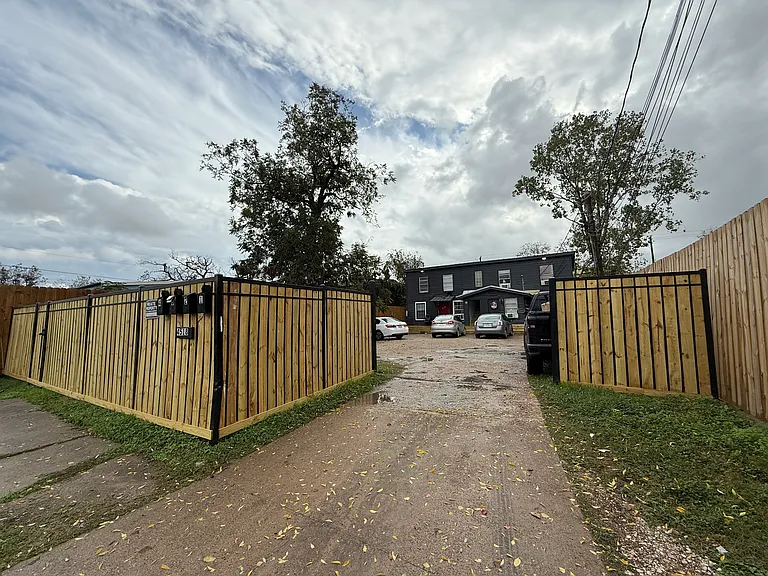 4518 New Orleans St #4 — Photo 3