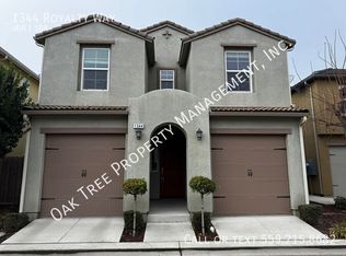 1344 Royalty Way, Clovis, CA