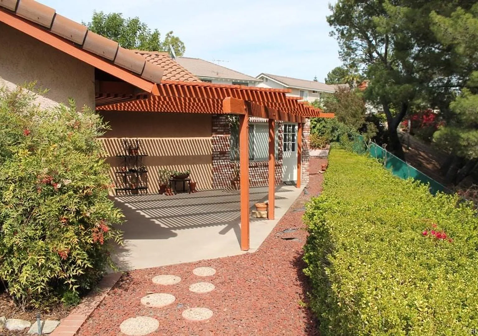 This incredible 4 bedroom single level home with private GATE entry — Photo 3