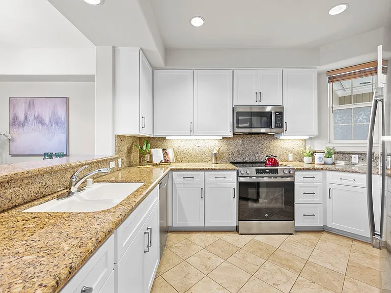 860 Meridian Bay Ln #336 — Photo 8