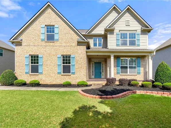 325 Cranbrooke Cir, Suwanee, GA 30024