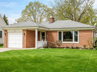 930 S Wisconsin Ave, Villa Park, IL