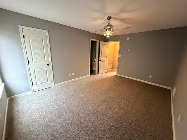 10241 Evening Hill Dr — Photo 4