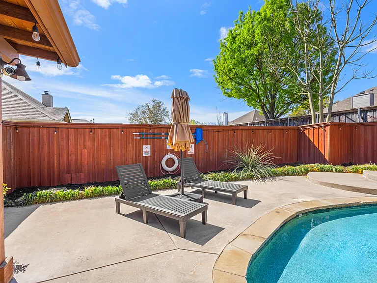 324 Woodcrest Dr — Photo 34