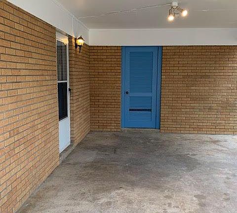 3rd image of 11403 Harris Dr