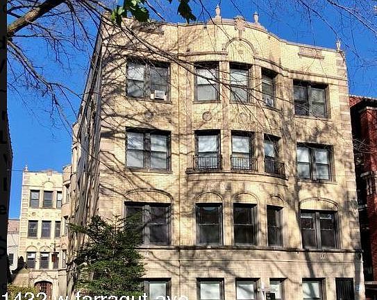 4th image of 1432 W Farragut Ave #1511