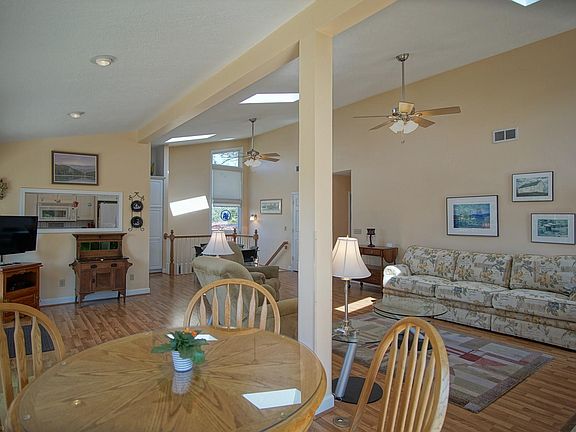 4th image of 6719 Circle Dr