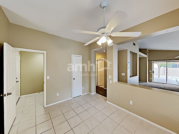 5th image of 764 E Cantebria Dr