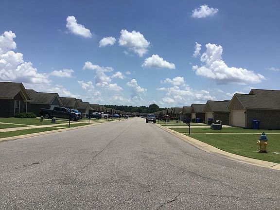 4th image of 1675 Buena Vista Blvd