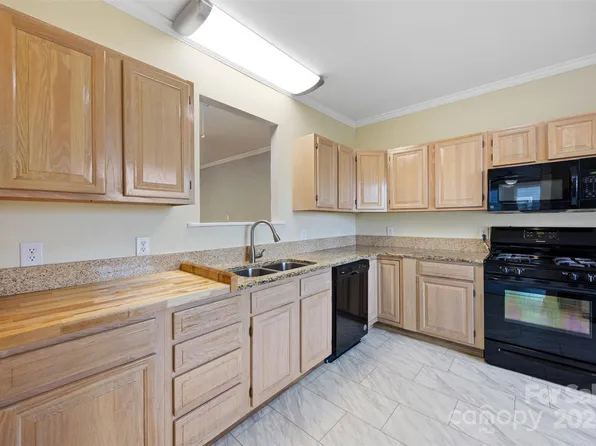 416 Locust St #8, Rock Hill, SC 29730