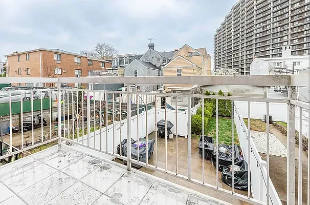 Rented by Modern Spaces | media 8